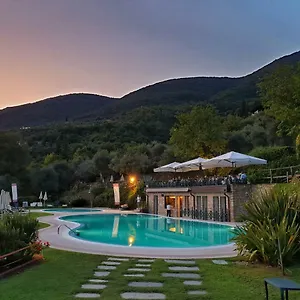 https://domina-borgo-degli-ulivi-garda-lake.it-lombardy.com